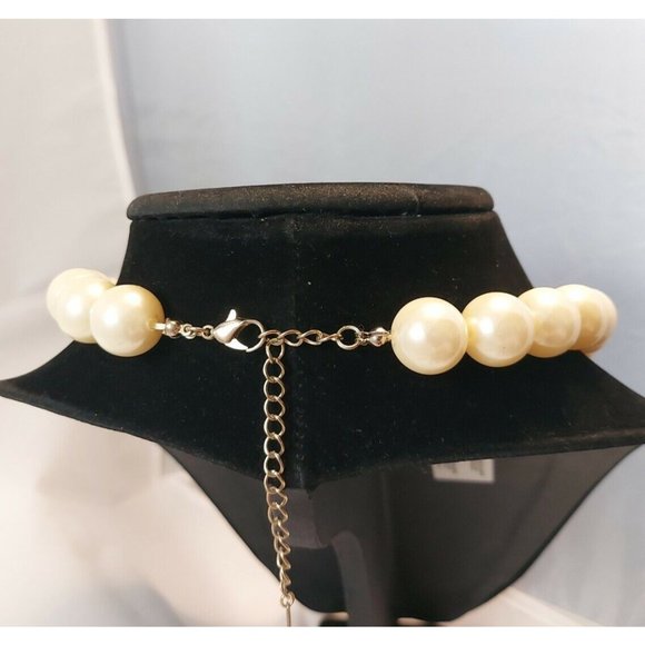 STUNNING VINTAGE ESTATE SIGNED VCLM CHUNKY FAUX PEARL & CRYSTALS 19" NECKLACE - Picture 5 of 8